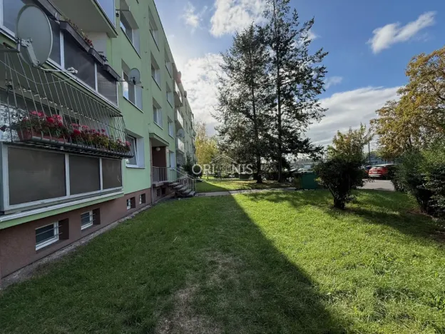 Pronájem bytu 1+1, Chomutov, Dr. Janského, 37 m2