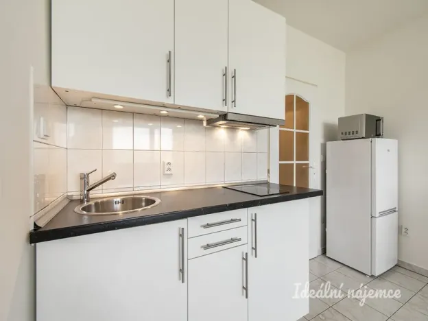 Prodej bytu 1+kk, Praha - Krč, Štúrova, 26 m2