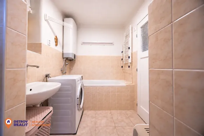 Prodej bytu 2+1, Hlubočky, Letní, 5 m2