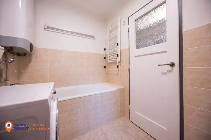 Prodej bytu 2+1, Hlubočky, Letní, 5 m2