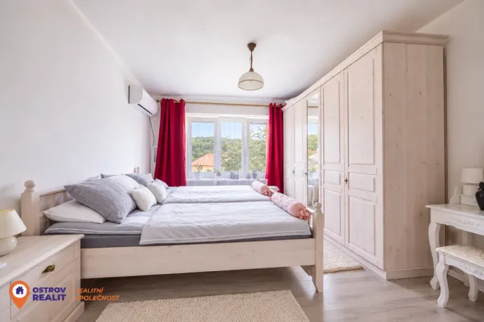 Prodej bytu 2+1, Hlubočky, Letní, 5 m2