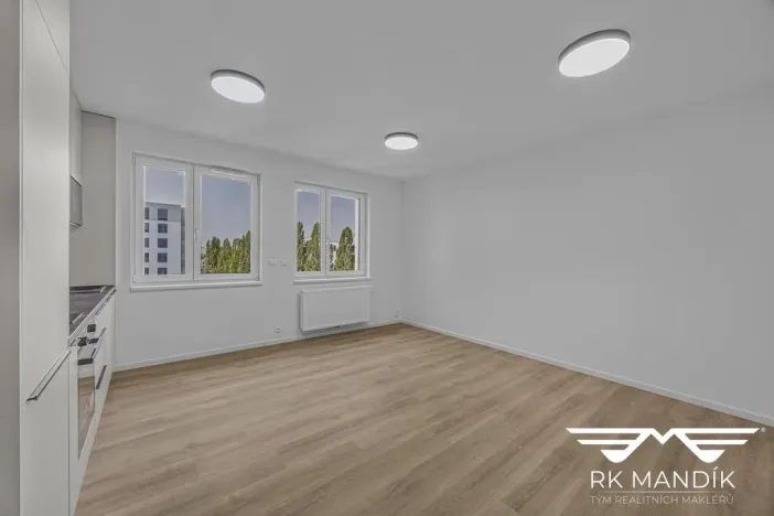Pronájem bytu 1+kk, Praha - Hlubočepy, Divíškové, 33 m2