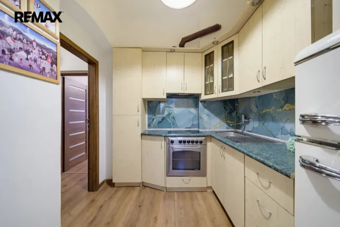 Prodej ubytování, Karlovy Vary, Raisova, 80 m2