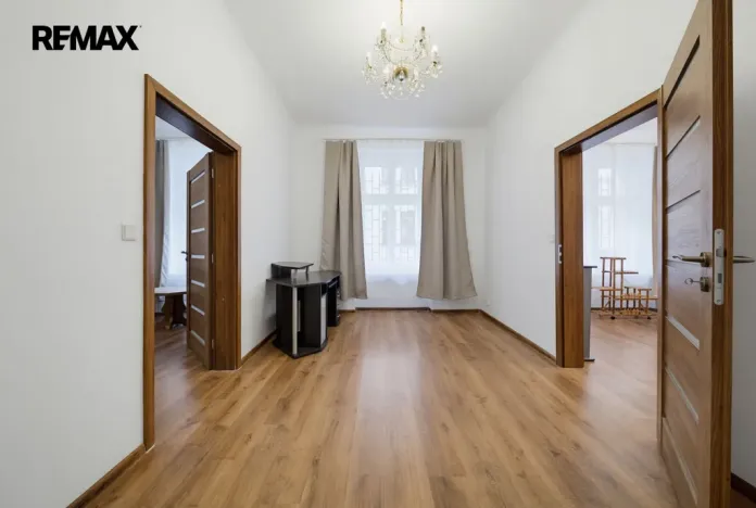 Prodej ubytování, Karlovy Vary, Raisova, 80 m2