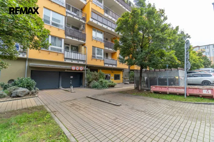 Pronájem bytu 2+kk, Praha, Kabešova, 56 m2