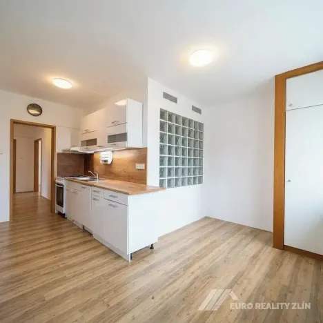 Pronájem bytu 2+1, Zlín, Kvítková, 61 m2