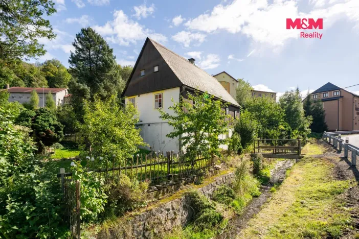 Prodej chalupy, Petrovice, 519 m2