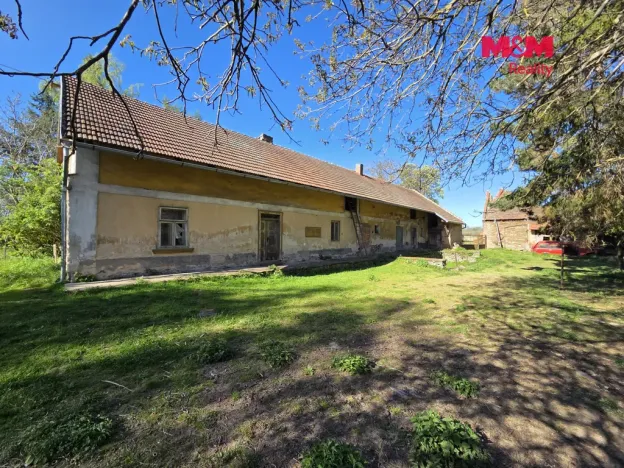Prodej zemědělské usedlosti, Bečváry - Horní Jelčany, 90 m2