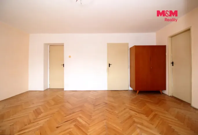 Prodej bytu 2+1, Hradec Králové, Ladova, 60 m2