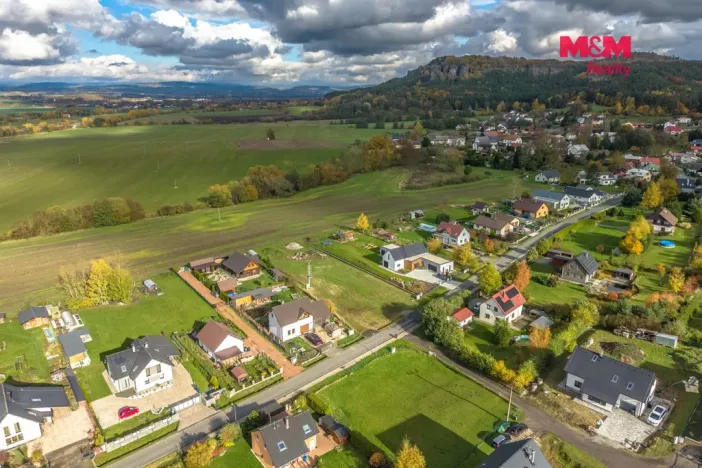 Prodej pozemku pro bydlení, Mnichovo Hradiště - Dneboh, 1000 m2