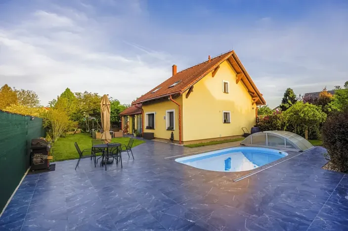 Prodej vily, Praha - Újezd nad Lesy, Dražická, 206 m2