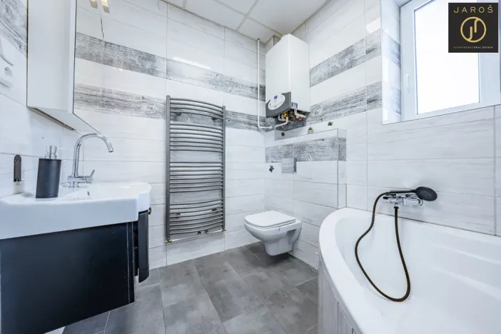 Prodej bytu 2+1, Krnov - Pod Cvilínem, 9. května, 51 m2