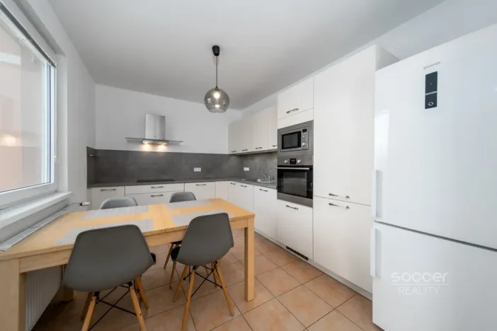 Prodej bytu 3+1, Nehvizdy, Gabčíkova, 69 m2
