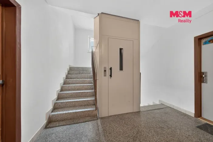 Prodej bytu 1+kk, Třeboň - Třeboň II, Táboritská, 30 m2