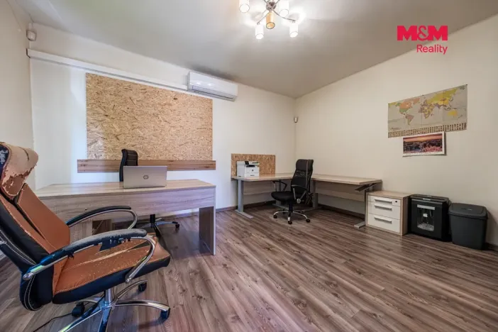 Prodej obchodního prostoru, Nová Ves - Vepřek, 600 m2