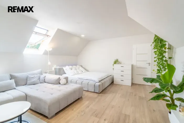 Prodej bytu 4+1, Praha - Královice, Ke Stupicím, 134 m2