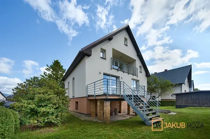 Prodej rodinného domu, Jilemnice, Polní, 219 m2