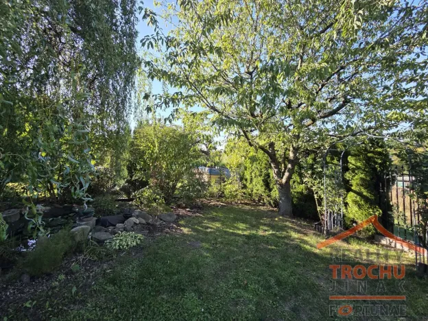 Prodej chaty, Chvaletice, 450 m2