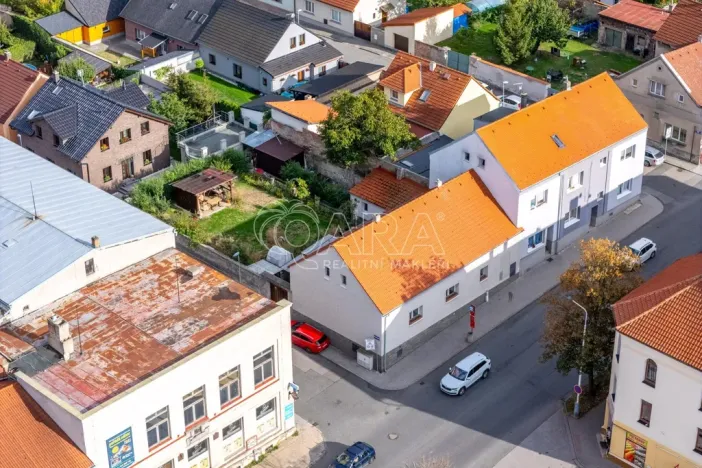 Prodej obchodního prostoru, Kladno - Švermov, Sportovní, 180 m2