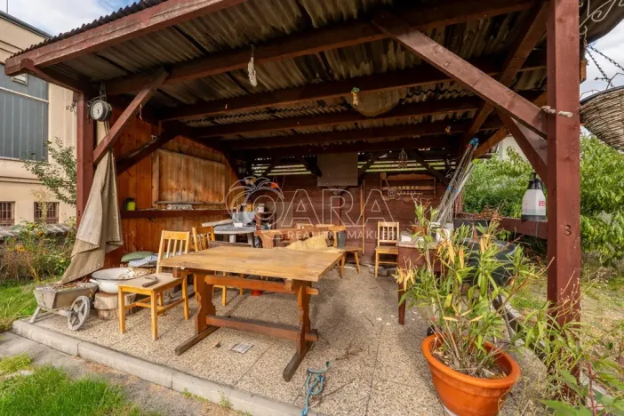 Prodej obchodního prostoru, Kladno - Švermov, Sportovní, 180 m2