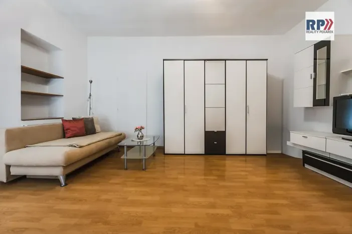 Prodej bytu 2+1, Praha - Košíře, Starokošířská, 60 m2