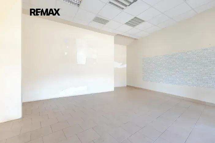 Pronájem obchodního prostoru, Praha - Stodůlky, Bronzová, 42 m2