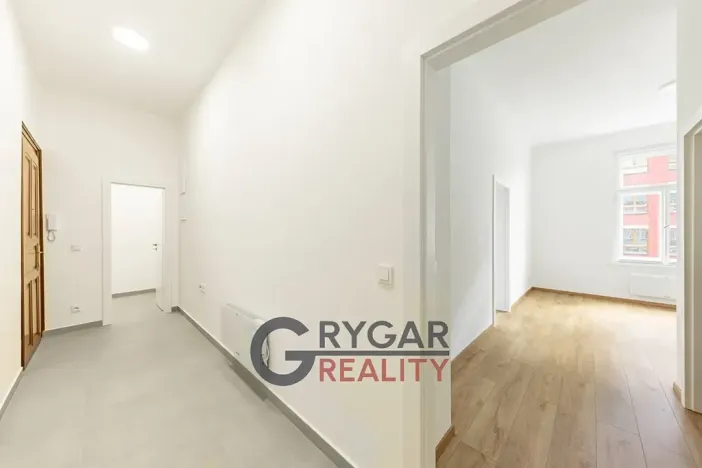 Prodej bytu 1+1, Praha - Vysočany, Pod pekárnami, 55 m2
