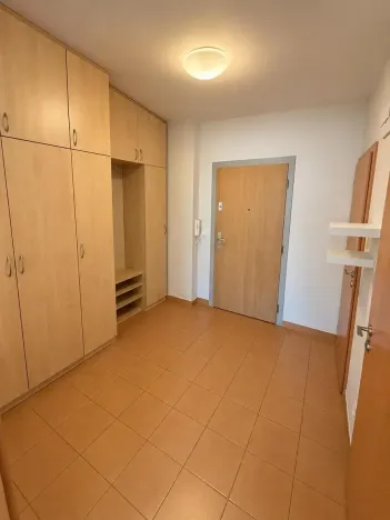 Pronájem bytu 2+kk, Praha - Holešovice, Poupětova, 52 m2