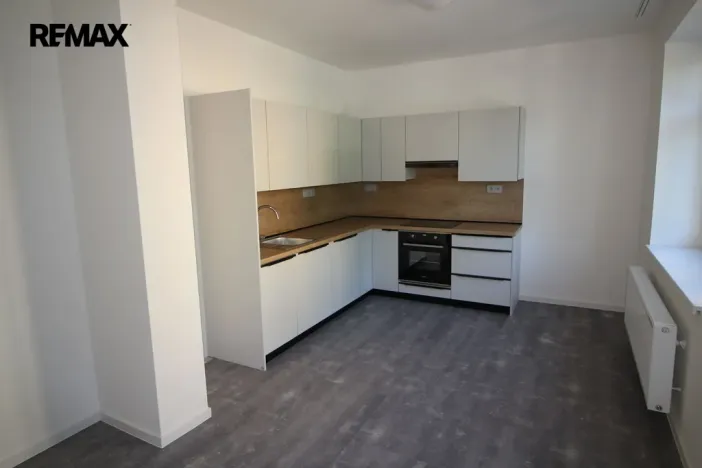 Pronájem bytu 2+kk, Jablonec nad Nisou, Podhorská, 47 m2