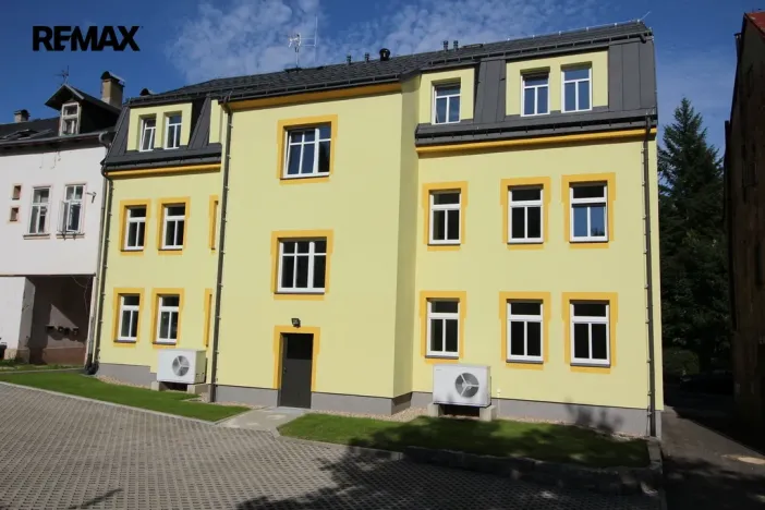 Pronájem bytu 2+kk, Jablonec nad Nisou, Podhorská, 47 m2