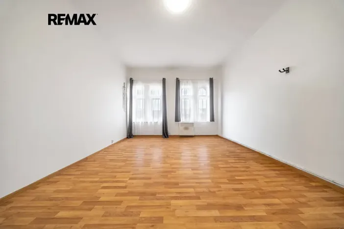 Pronájem bytu 2+1, Praha - Karlín, Prvního pluku, 73 m2