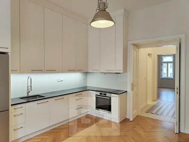 Pronájem bytu 3+kk, Praha - Nové Město, Dittrichova, 87 m2