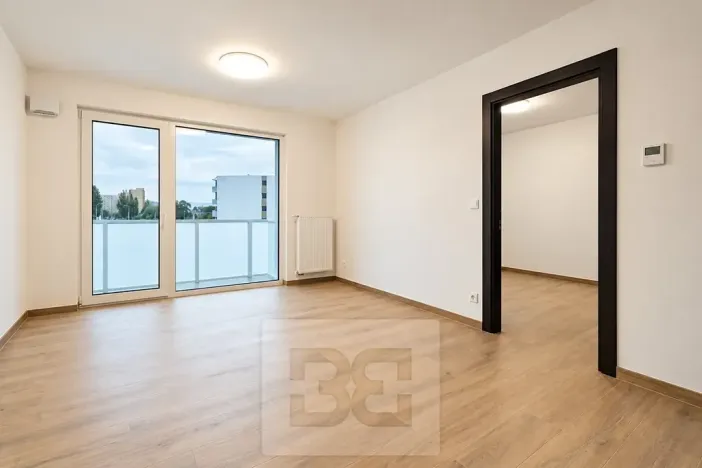 Pronájem bytu 2+kk, České Budějovice, Generála Klapálka, 55 m2