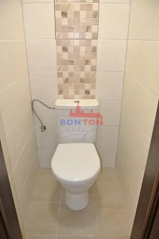 Prodej bytu 1+kk, Praha - Háje, Hlavatého, 27 m2