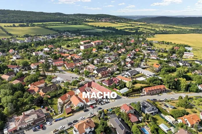 Prodej rodinného domu, Řitka, Na návsi, 286 m2