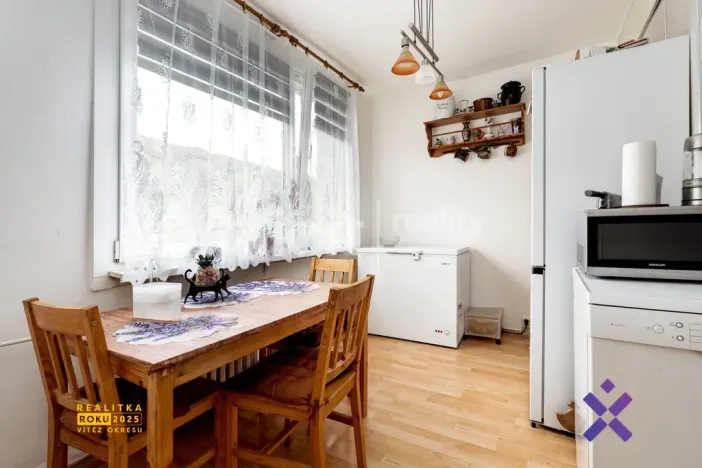 Prodej bytu 3+1, Ústí nad Labem - Severní Terasa, Jizerská, 80 m2