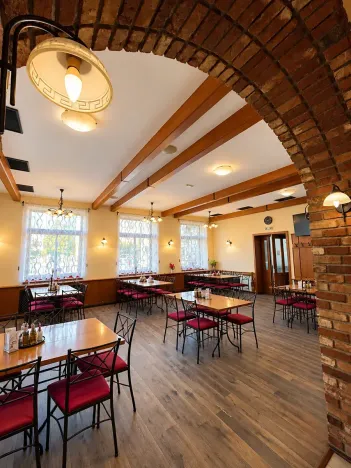 Prodej restaurace, Vamberk, Husovo náměstí, 447 m2