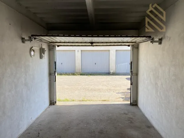 Pronájem garáže, Vyškov - Vyškov-Předměstí, Na Vyhlídce, 18 m2