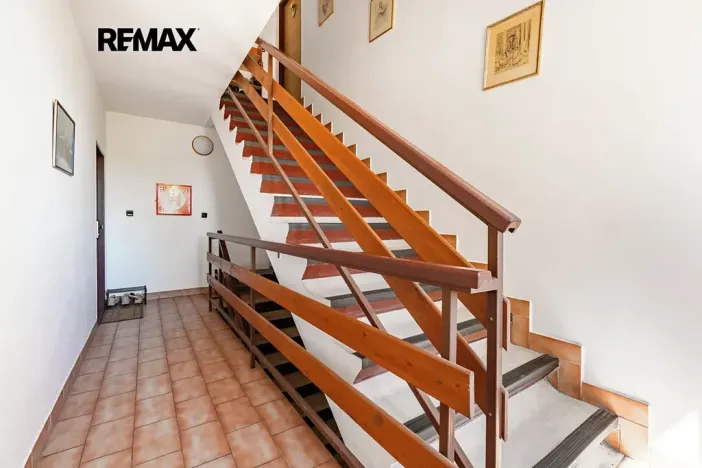 Prodej bytu 3+1, Hvozdnice, 83 m2