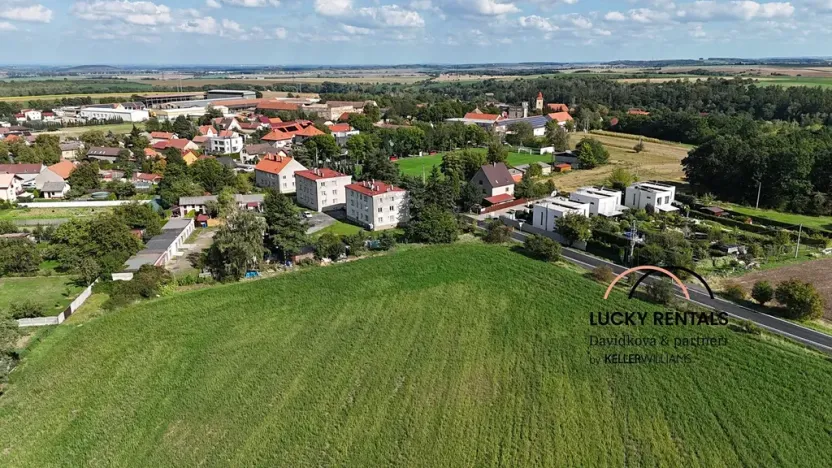 Prodej podílu pozemku pro bydlení, Vyšehořovice, 7383 m2