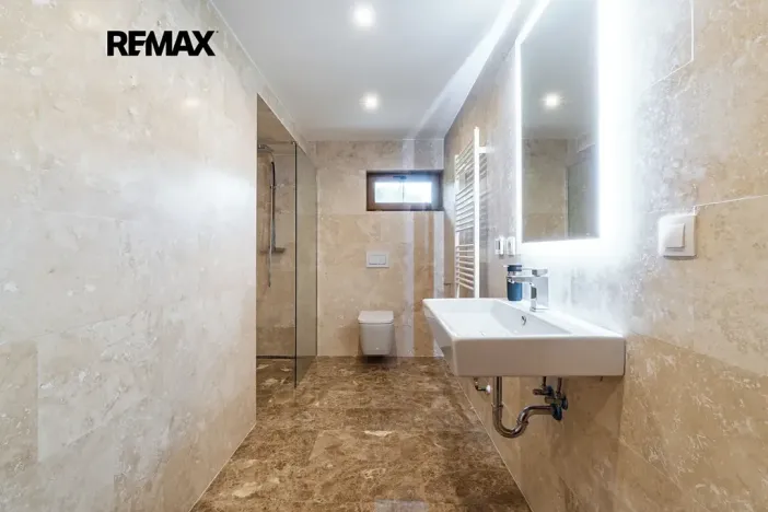 Prodej rodinného domu, Štěchovice, 170 m2