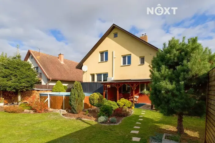 Prodej rodinného domu, Lužec nad Vltavou, Šmeralova, 184 m2