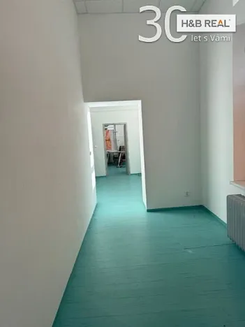 Pronájem obchodního prostoru, Vsetín, 200 m2