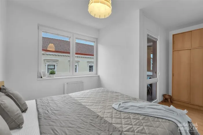 Prodej bytu 2+kk, Hradec Králové, Všehrdova, 53 m2