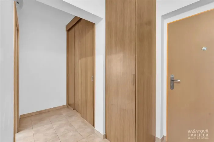 Prodej bytu 2+kk, Hradec Králové, Všehrdova, 53 m2