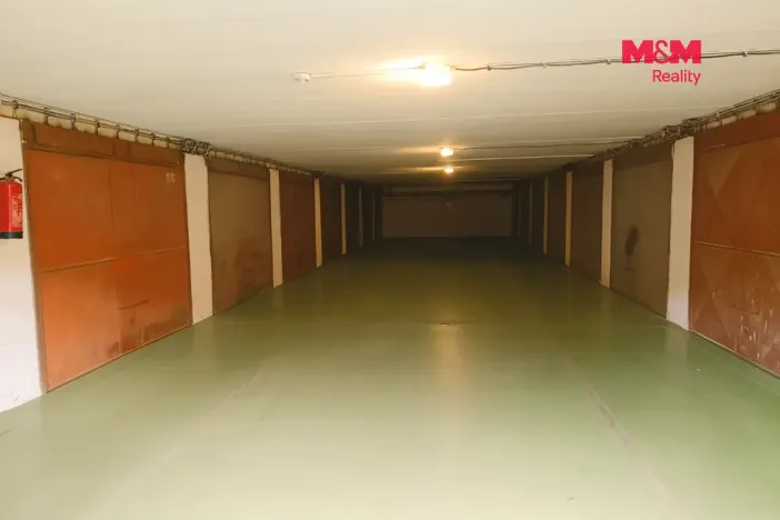 Pronájem garáže, Kladno - Kročehlavy, Bellevue, 16 m2
