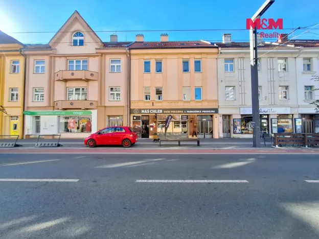 Pronájem obchodního prostoru, Hradec Králové - Pražské Předměstí, S. K. Neumanna, 65 m2