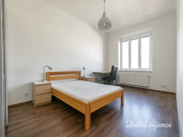 Pronájem bytu 2+kk, Praha - Nusle, Na Veselí, 50 m2