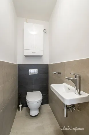 Pronájem bytu 2+kk, Praha - Nusle, Na Veselí, 50 m2
