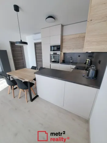 Pronájem bytu 2+kk, Olomouc, Milana Ticháka, 62 m2